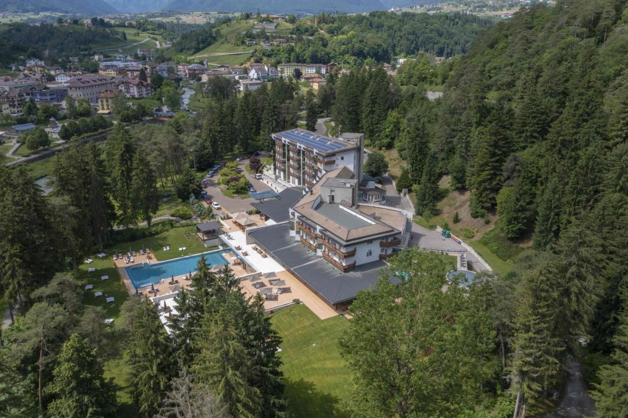 Grand Hotel Terme Di Comano Comano Terme Exterior photo